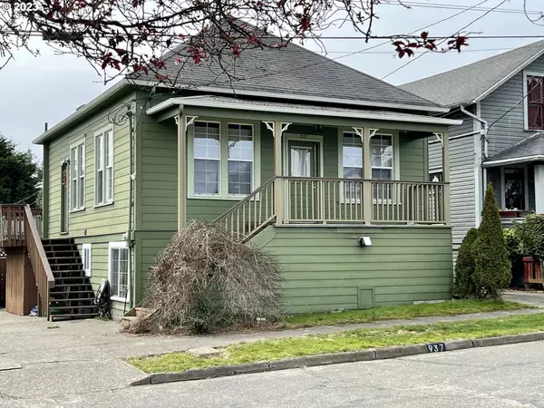 937 FERGUSON AVE, Coos Bay, OR 97420