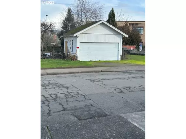 Portland, OR 97266,5714 SE 88TH AVE