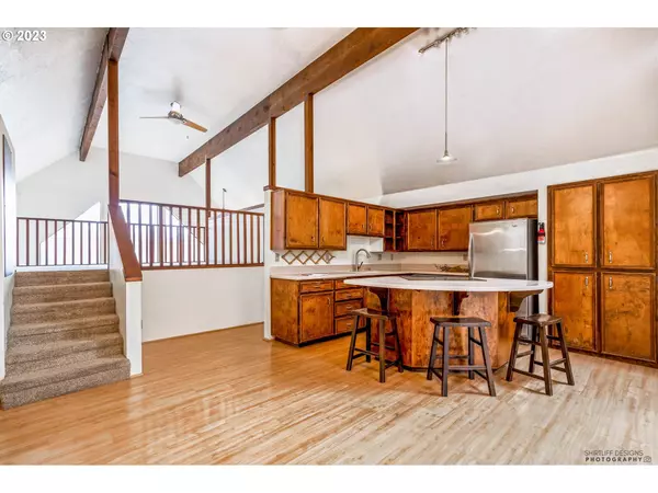 Eugene, OR 97405,1495 MCLEAN BLVD