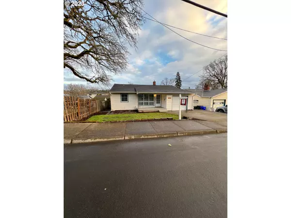 Gladstone, OR 97027,655 E GLOUCESTER ST