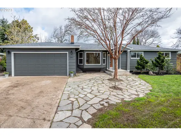 Eugene, OR 97401,2061 NIRVANA ST