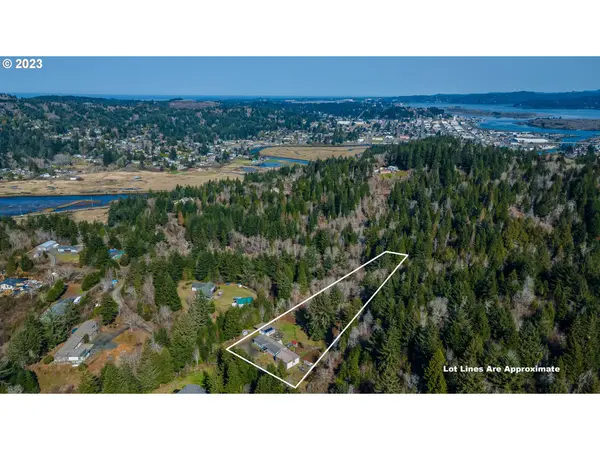 62999 ASHLEY RD, Coos Bay, OR 97420