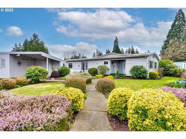 21986 LAUREL AVE NE, Aurora, OR 97002