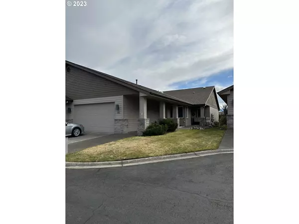 3483 AVALON DR 213 #213, Hood River, OR 97031