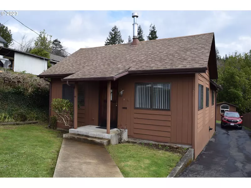 558 N ELLIOTT ST, Coquille, OR 97423