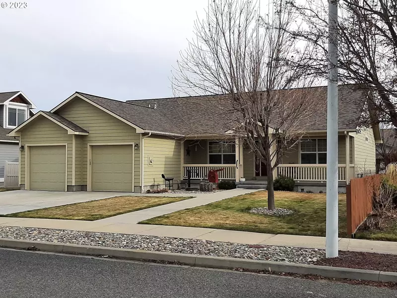 885 F ST, Baker City, OR 97814