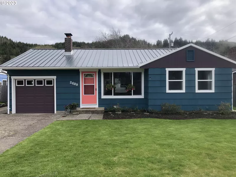 2620 GARDENS AVE, Reedsport, OR 97467