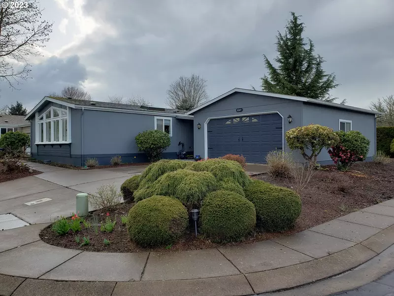 5341 CLUB DR, Eugene, OR 97402