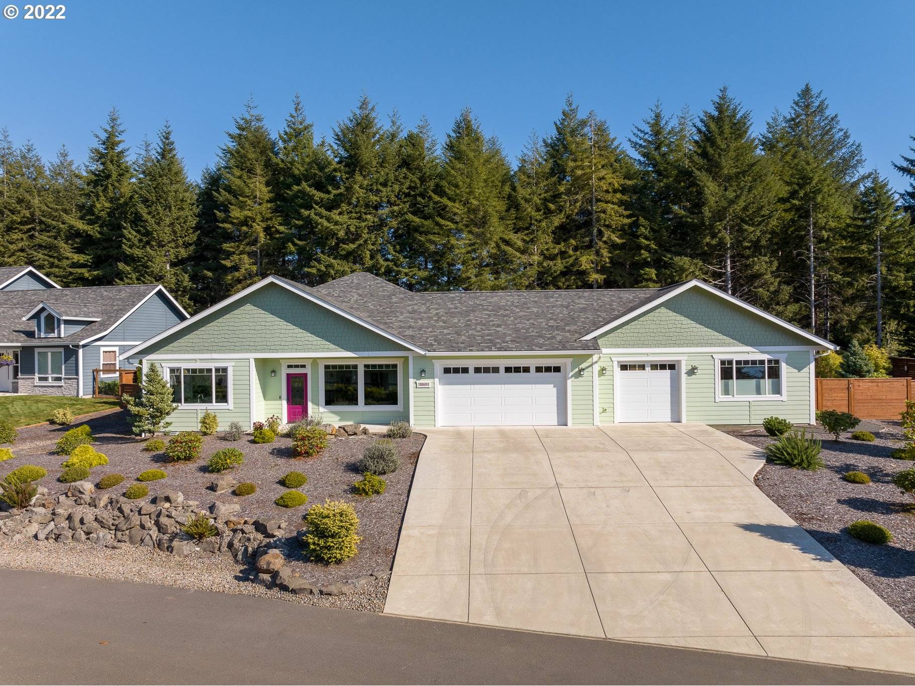 83619 SAUTER DR, Florence, OR 97439