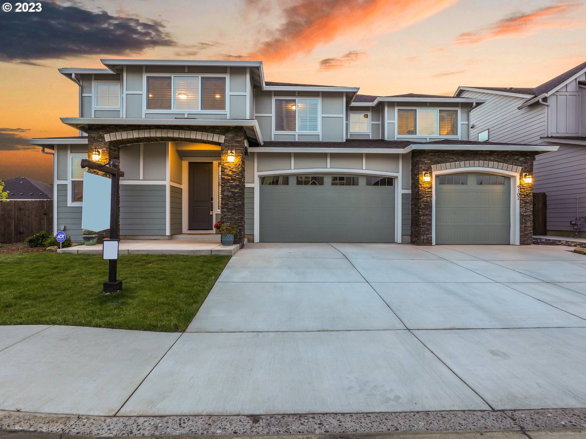 9102 NE 151ST CT, Vancouver, WA 98682