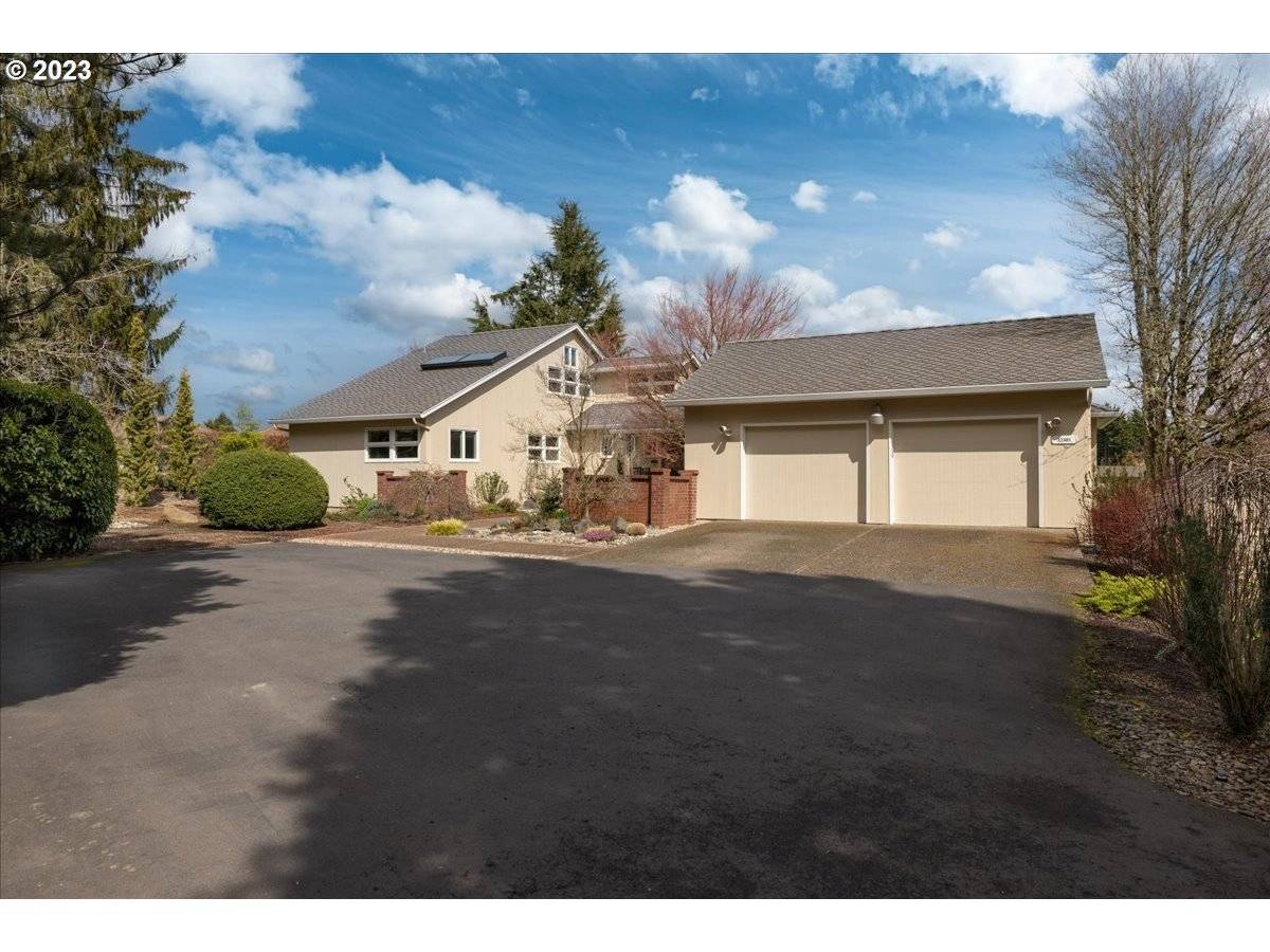 22301 SW STAFFORD RD, Tualatin, OR 97062