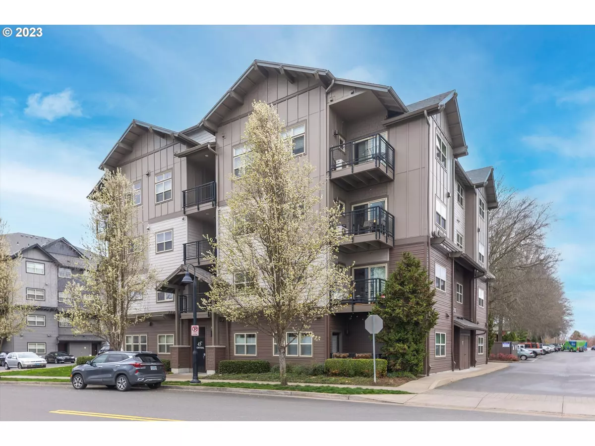 Beaverton, OR 97005,13915 SW MERIDIAN ST #304