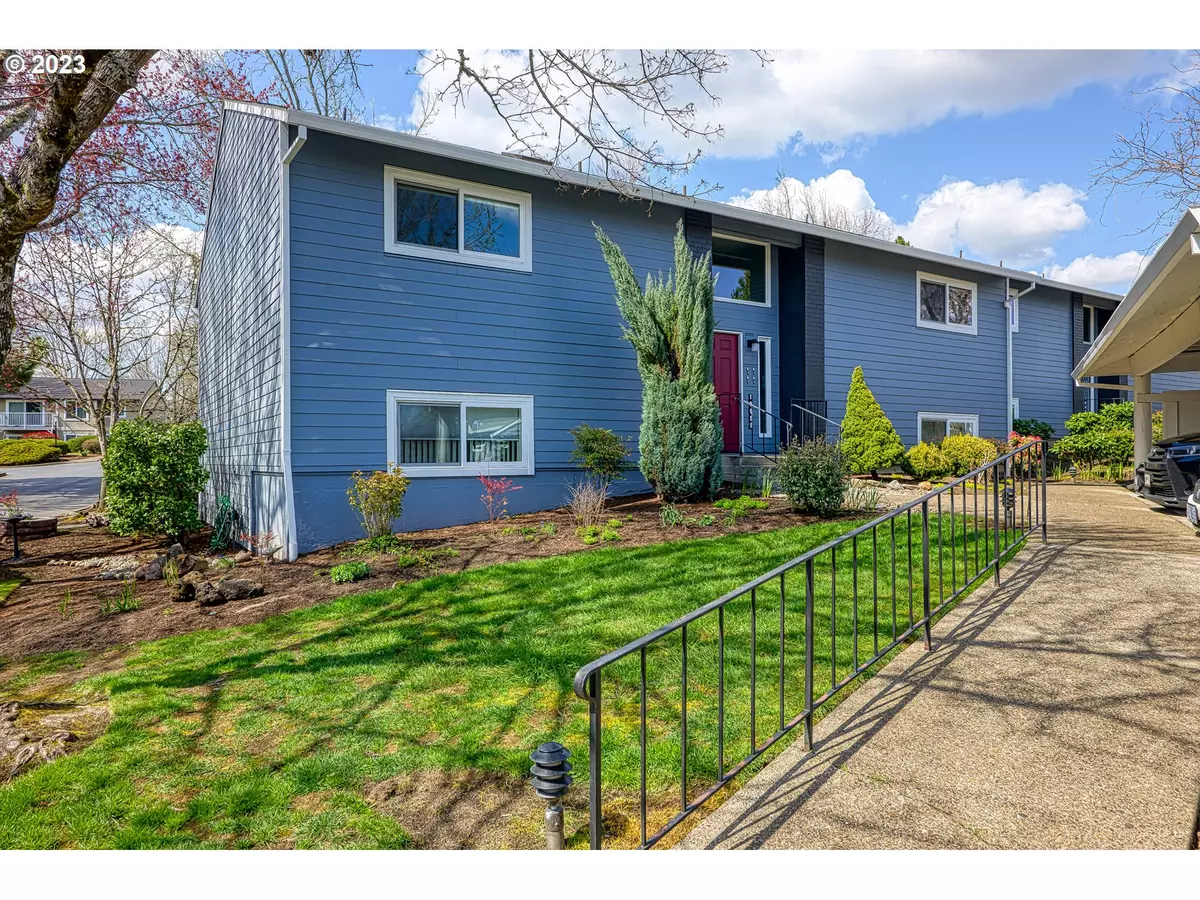 Portland, OR 97224,10955 SW MEADOWBROOK DR #15