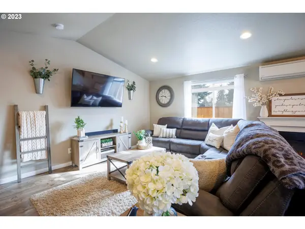 Eugene, OR 97402,271 La Casa ST