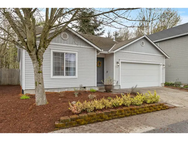 Portland, OR 97211,922 NE MARINERS LOOP