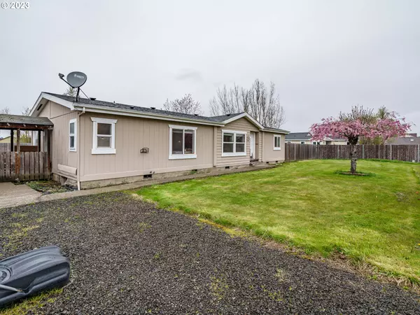 Molalla, OR 97038,680 ZIMMERMAN LN