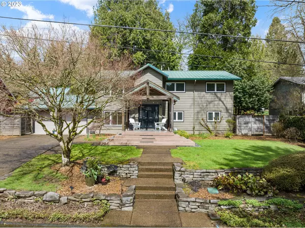 7335 SW SHARON LN, Portland, OR 97225