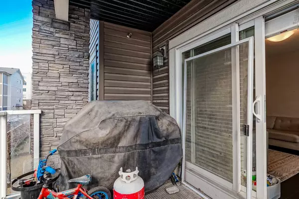 Calgary, AB T3N0P4,240 Skyview Ranch RD NE #3215