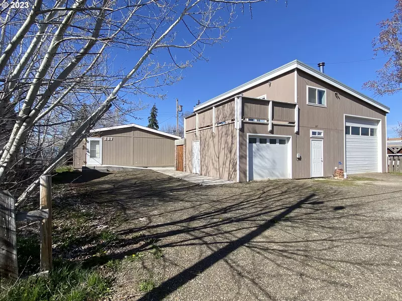 227 W DARLAND ST, Goldendale, WA 98620