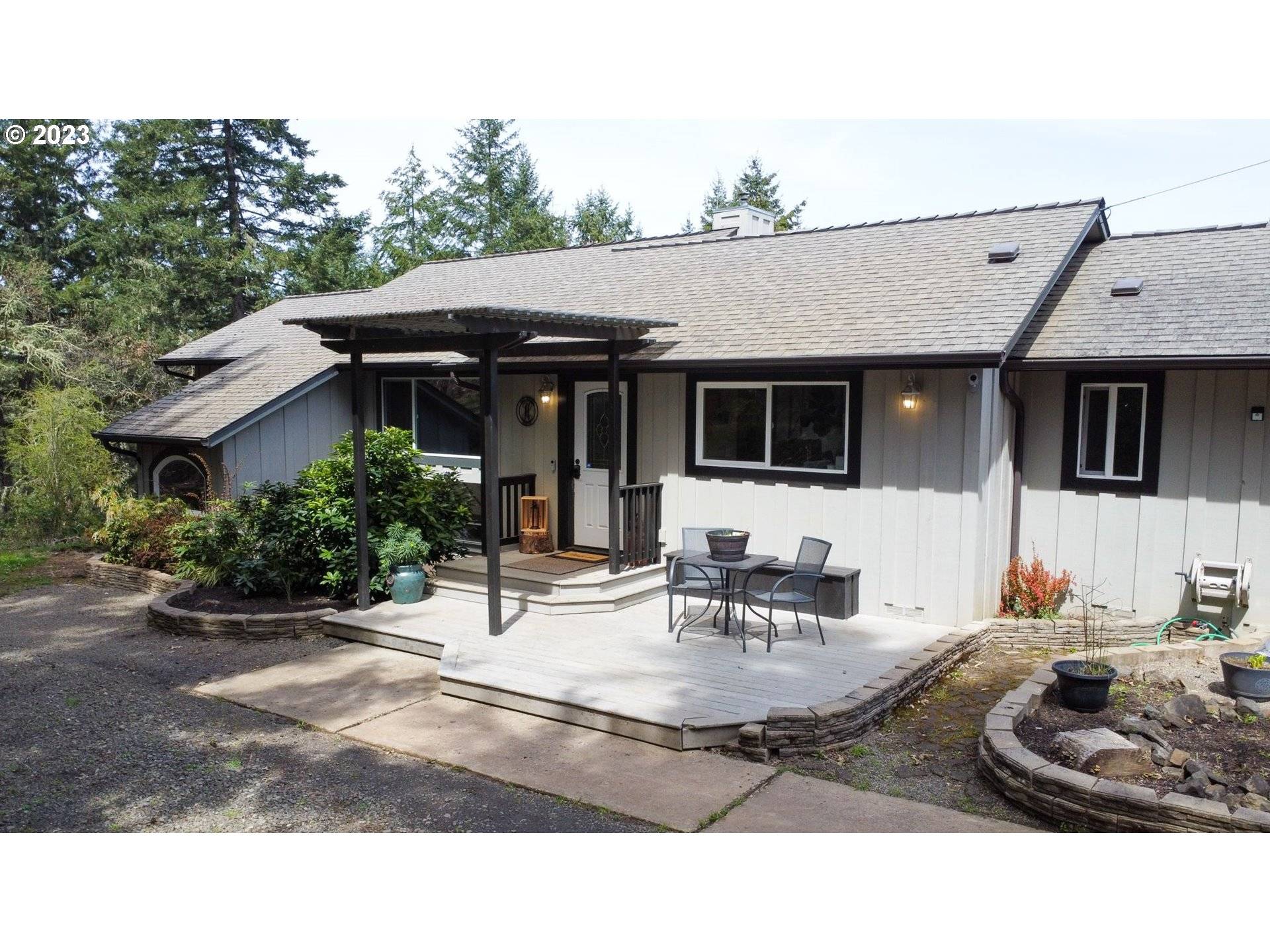 1989 RIDGE WATER DR, Sutherlin, OR 97479
