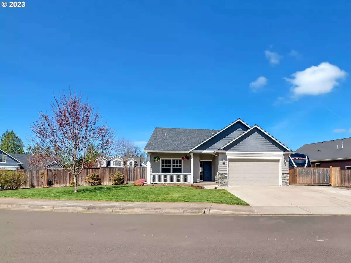 Junction City, OR 97448,423 SW QUINCE ST