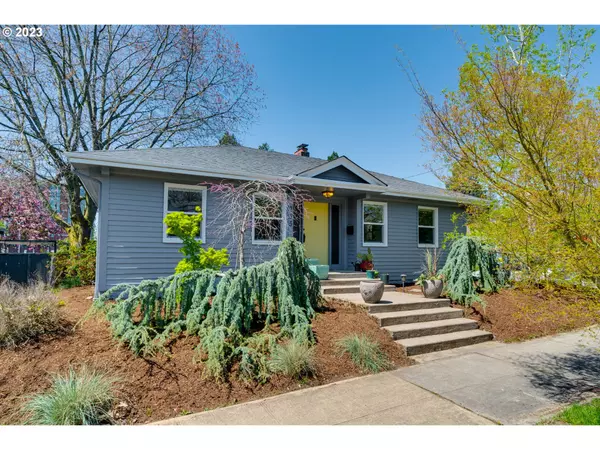 735 NE 52ND AVE, Portland, OR 97213