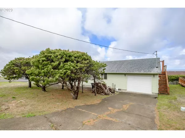 Waldport, OR 97394,1902 NW CRUISER ST