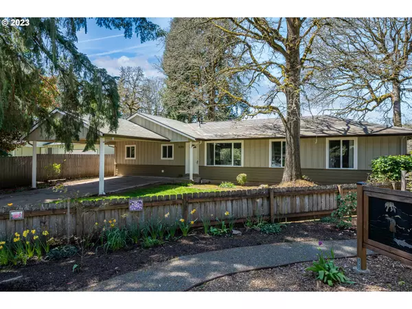 Lake Oswego, OR 97035,5785 KIMBALL CT