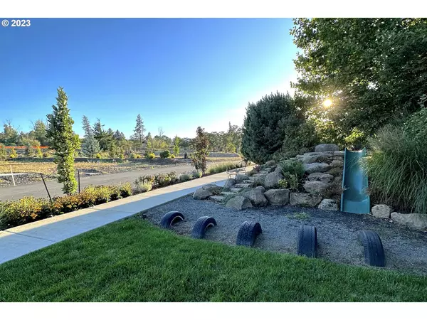 Hood River, OR 97031,1121 Kesia Lane #40