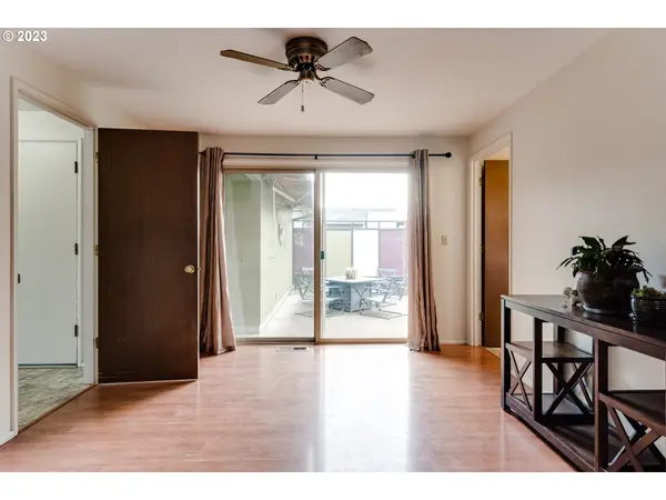 1731 T ST, Springfield, OR 97477