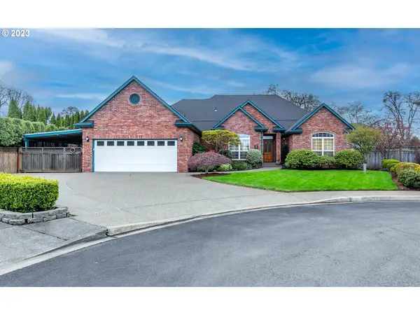 1363 WINDSOR CT, Springfield, OR 97477