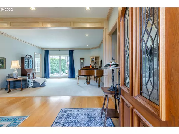 Springfield, OR 97477,1363 WINDSOR CT