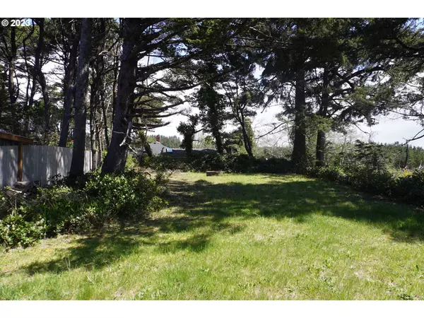 Waldport, OR 97394,1283 SW SEABROOK LN