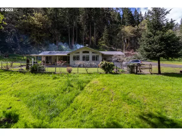 Winston, OR 97496,723 RICE CREEK RD