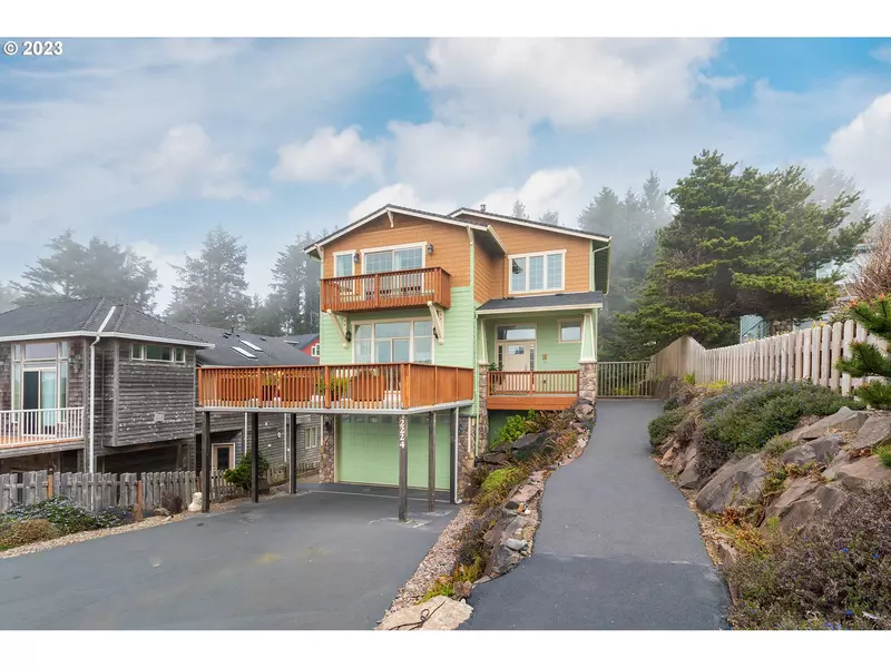 2224 SW COAST AVE, Lincoln City, OR 97367