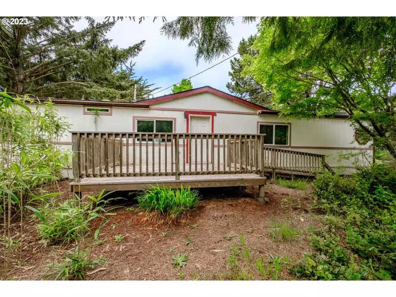 4728 HORIZON WAY, Florence, OR 97439