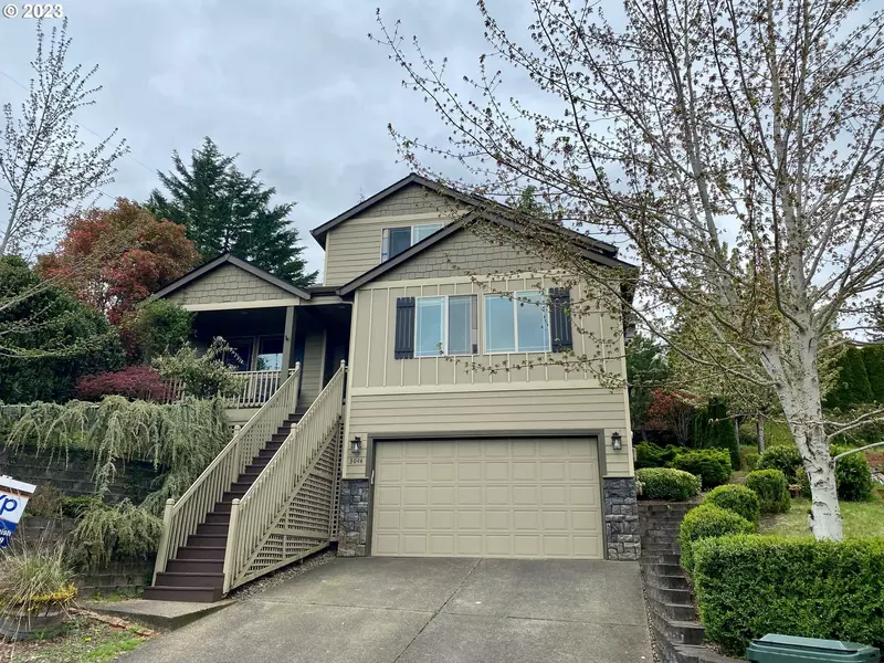 3044 IRISH CT NW, Salem, OR 97304