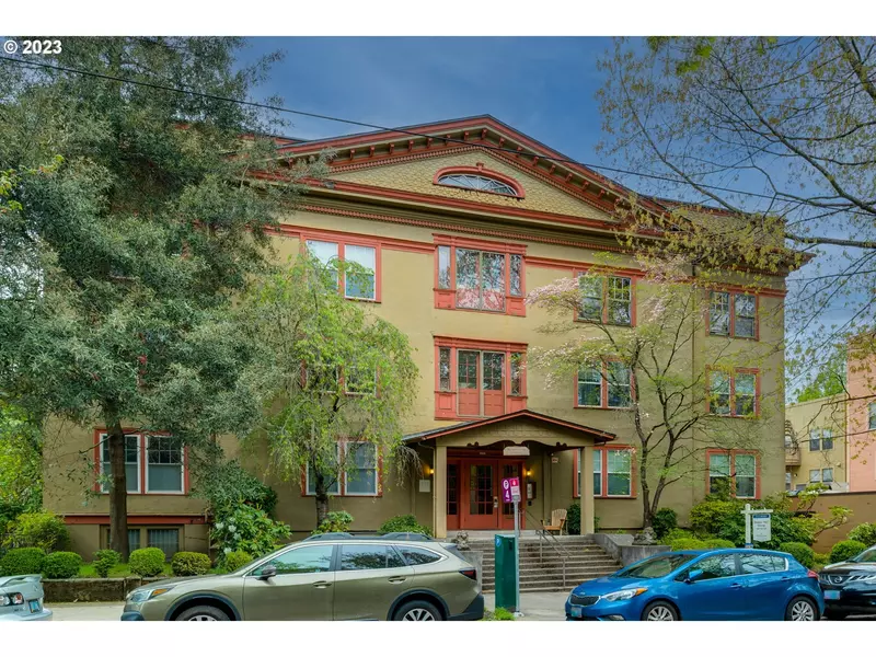 2129 NW NORTHRUP ST #12, Portland, OR 97210