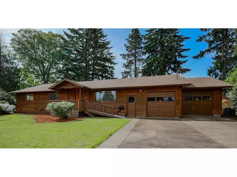 3248 W 15TH AVE, Eugene, OR 97402