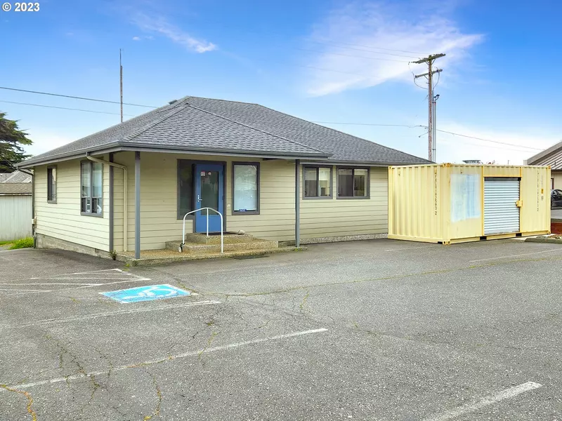 94202 2ND ST, Gold Beach, OR 97444