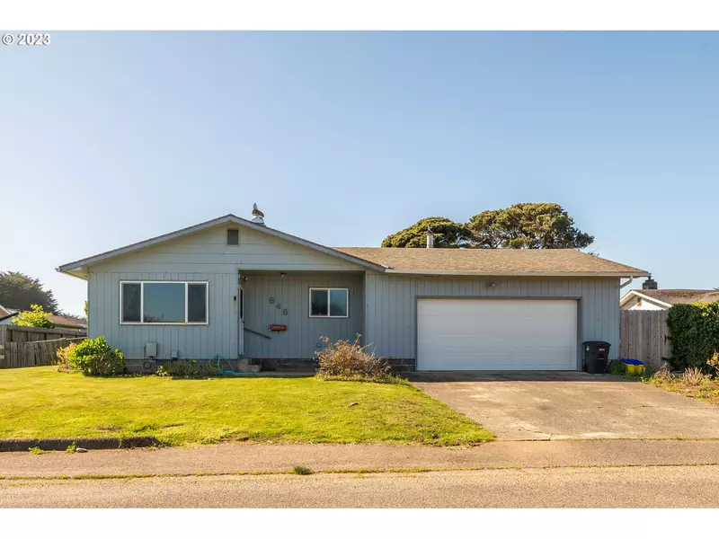 845 12TH ST SW, Bandon, OR 97411