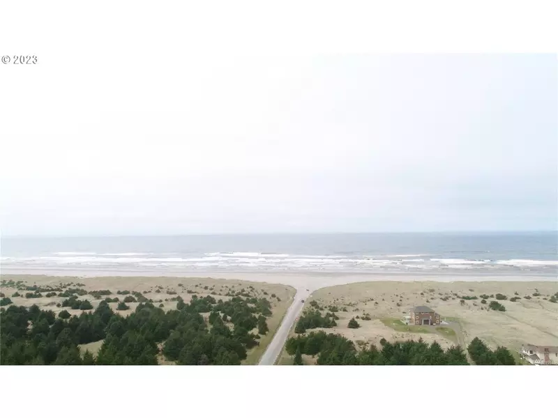 1301 Cranberry RD, Long Beach, WA 98631