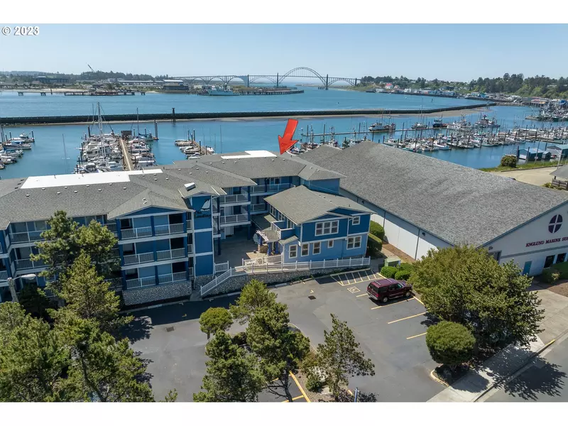 890 SE BAY BLVD #218, Newport, OR 97365