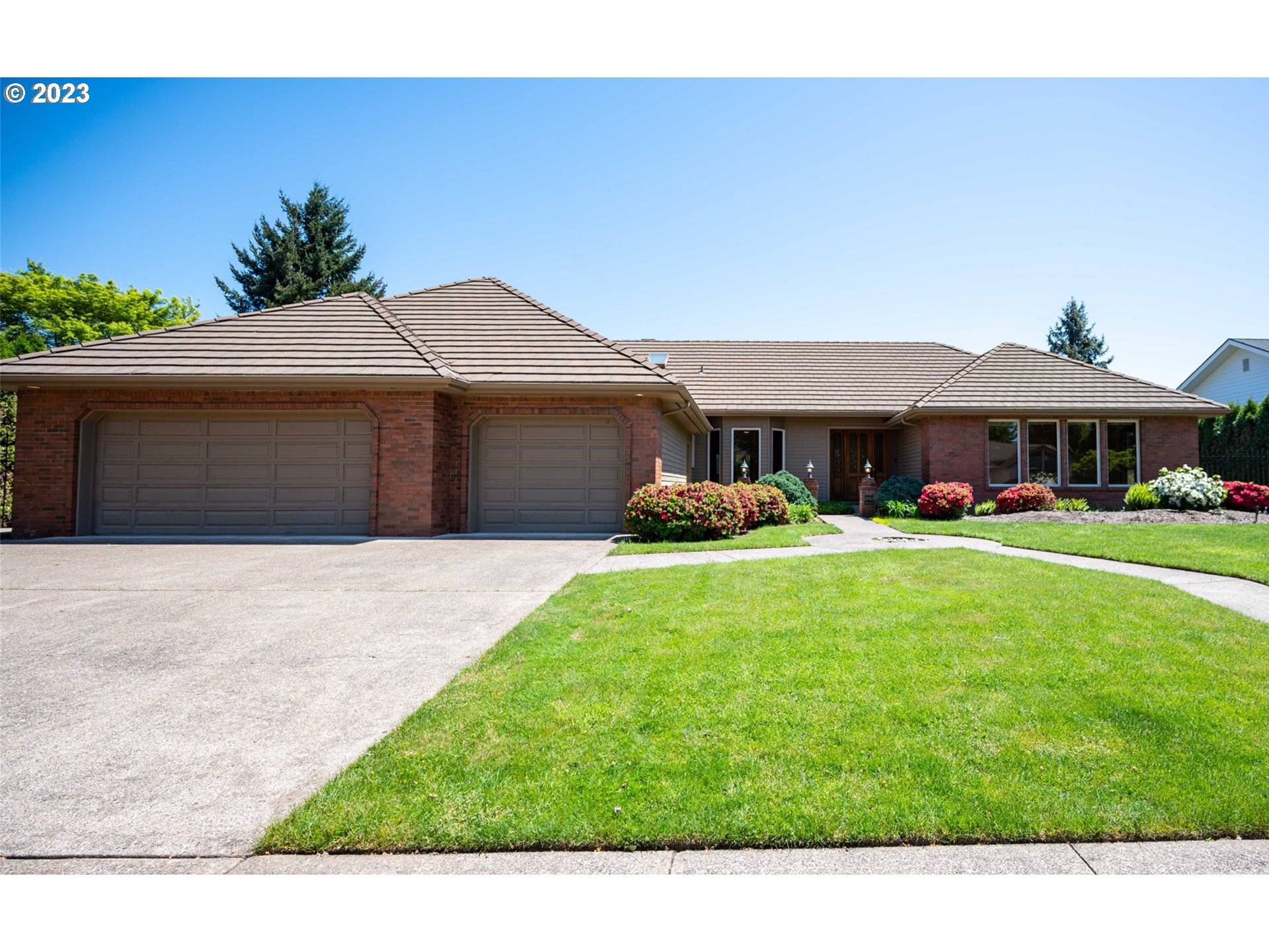 2063 MUSKET ST, Eugene, OR 97408