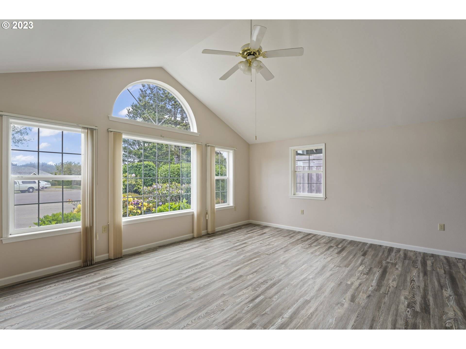 Florence, OR 97439,1225 WILLOW CT
