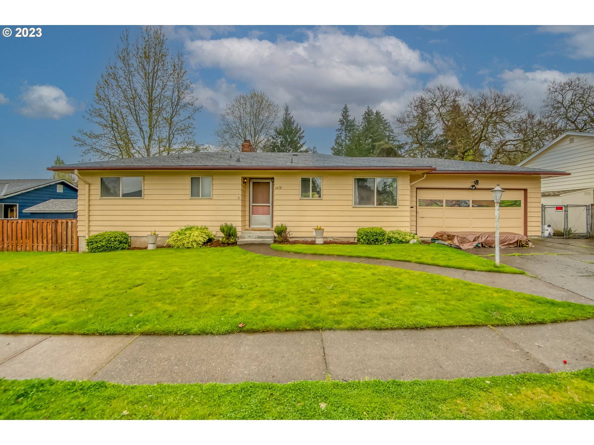 6670 SW Peach LN, Beaverton, OR 97008