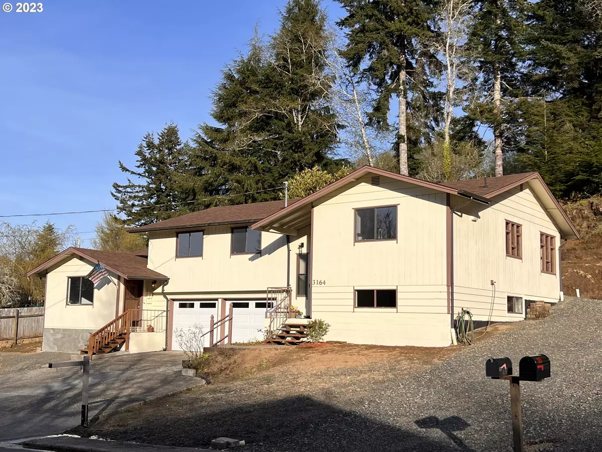 Reedsport, OR 97467,3164 MAPLE CT