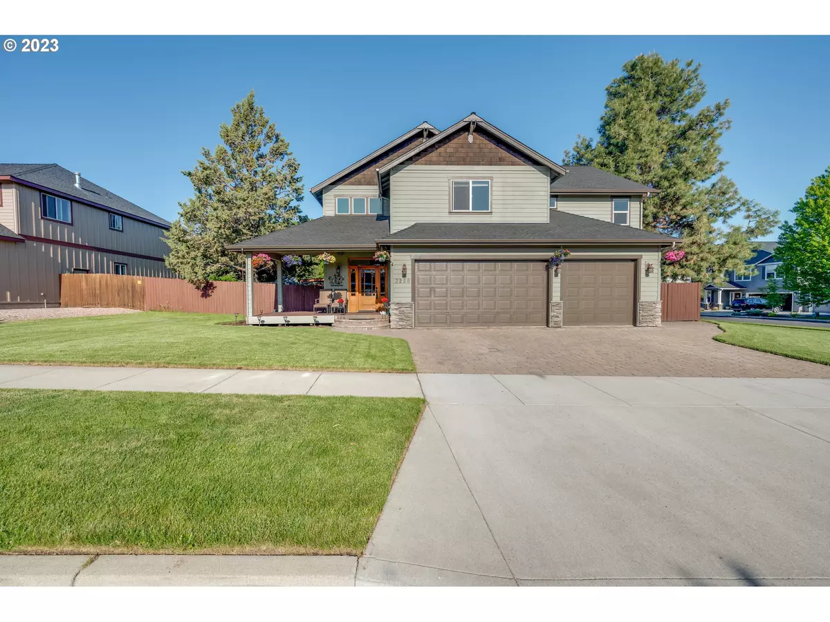 Bend, OR 97701,3259 NE SANDALWOOD DR