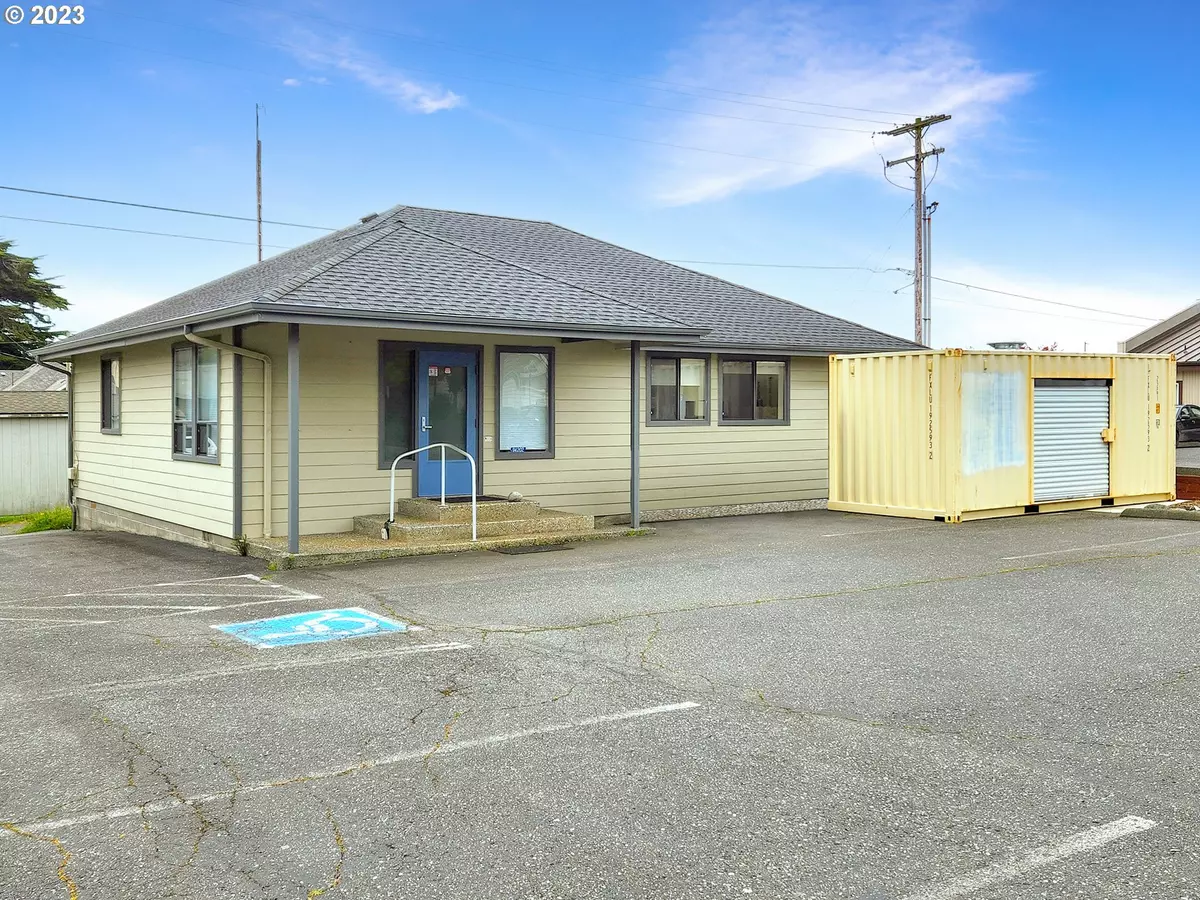 Gold Beach, OR 97444,94202 2ND ST