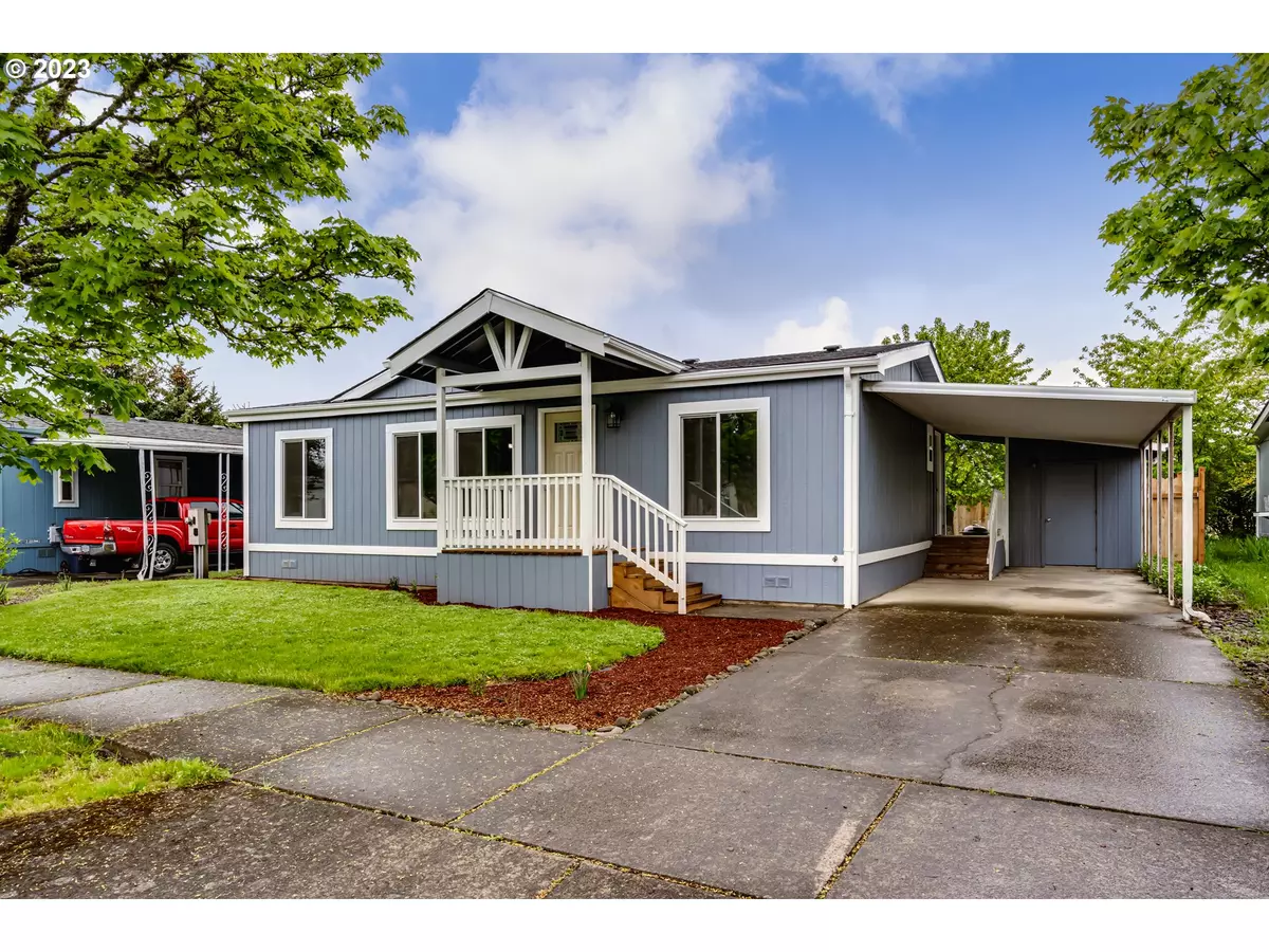 Springfield, OR 97477,518 SCOTTS GLEN DR